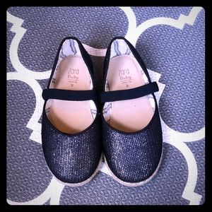 Zara navy espadrilles in size 24 (8 toddler)